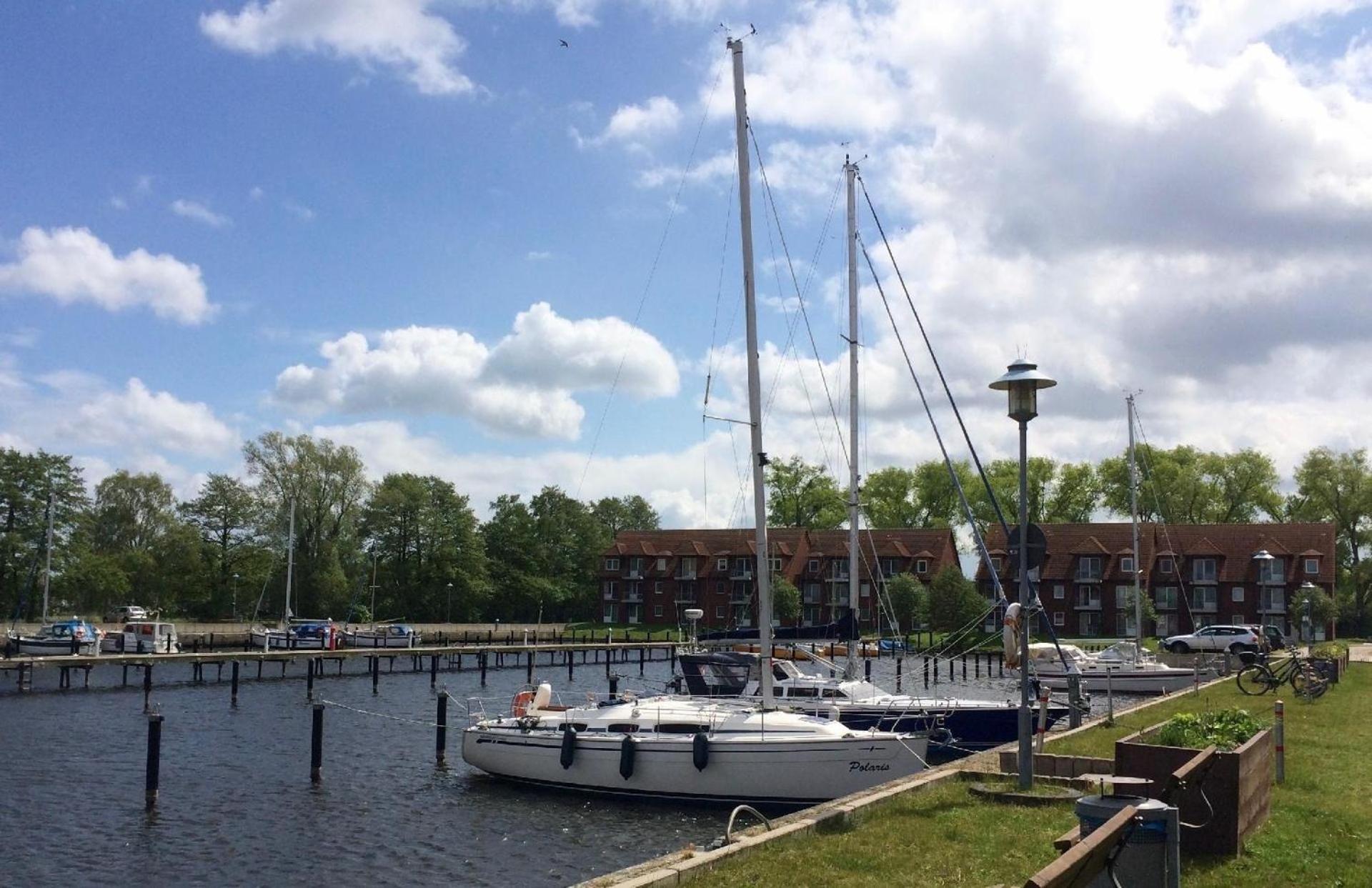 Wohnung An Der Ostsee Mit Blick Auf Den Yachthafen Ueckermünde Exterior foto